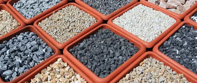 blog-rock-mulch-varieties-in-buckets