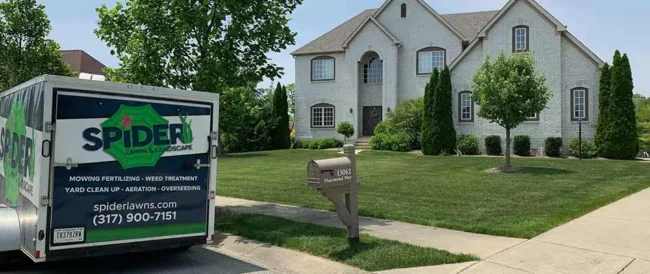 blog-spider-lawn-and-landscape-work-truck